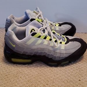 Air Max 95 OG Neon/Gray Size 9 (2008)